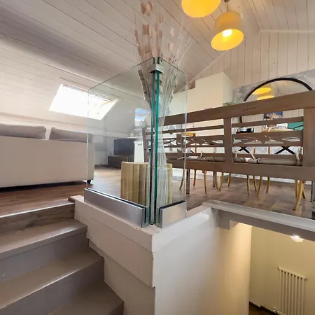 Terrazzo Panoramico - Vicino Ad Asiago 로아나
